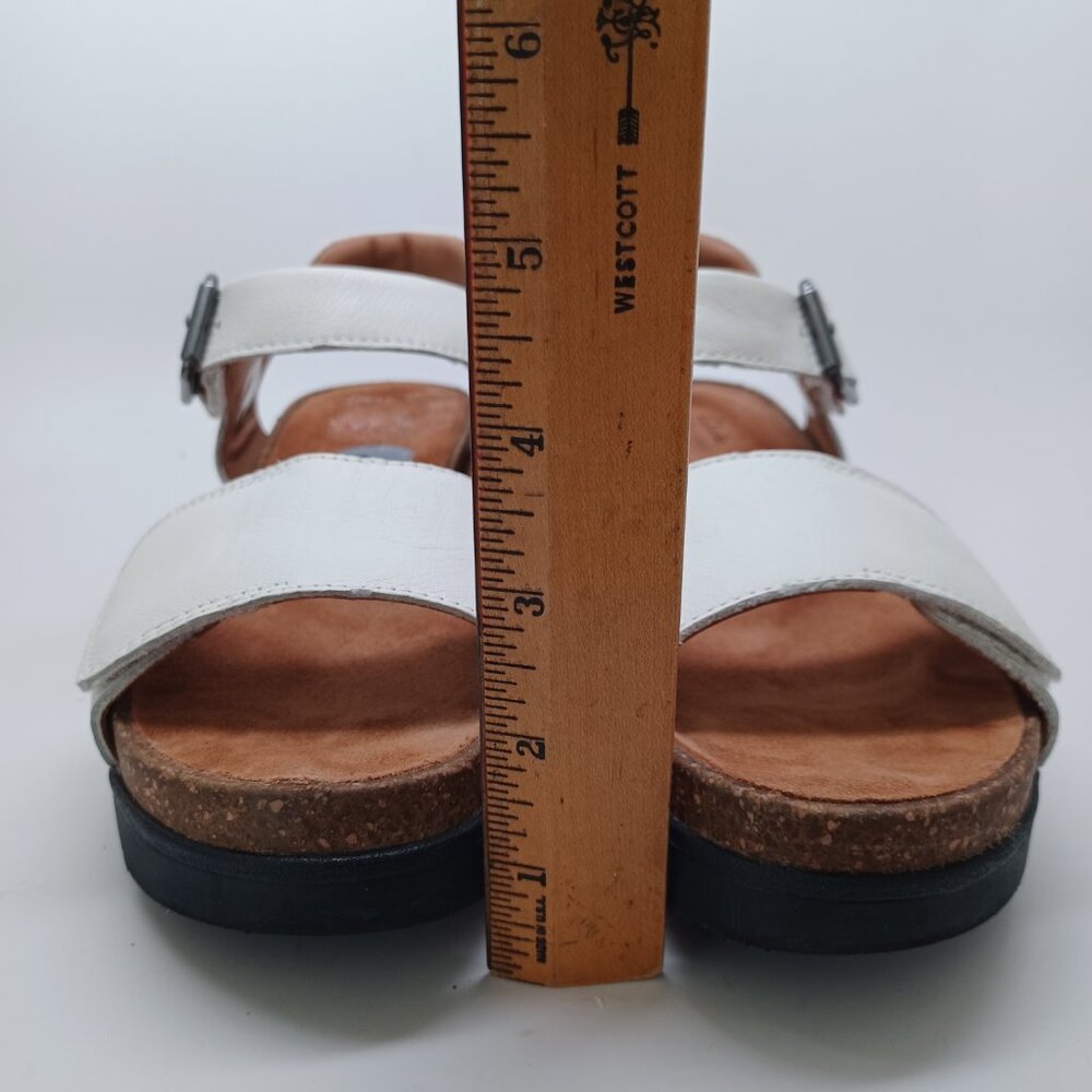 Clarks Unstructured Sandals White Cork Wedge Adjustable Two Strap Womens 7 - Picture 12 of 16